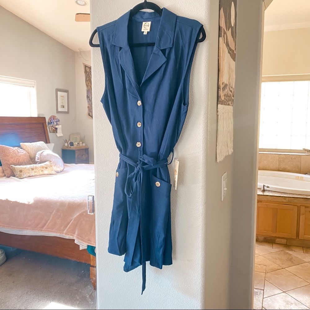 NWT 205 Collins F21 Brand Button Down Tie Waist Romper Size XL